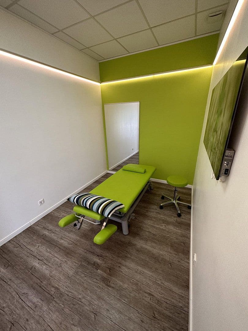 Predaj nebytového priestoru 450 m², Tulpenstr. 2-4, Dietzenbach, Hesensko Predaj nebytového priestoru 450 m², Tulpenstr. 2-4, Dietzenbach, Hesensko