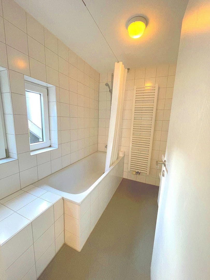 Prenájom bytu 1-izbový 52 m², Kirchstraße 3, Schwelm, Severné Porýnie - Westfálsko Prenájom bytu 1-izbový 52 m², Kirchstraße 3, Schwelm, Severné Porýnie - Westfálsko