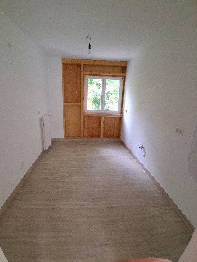Prenájom bytu 3-izbový 113 m², Bismarckstr. 1, Berlin, Berlín Prenájom bytu 3-izbový 113 m², Bismarckstr. 1, Berlin, Berlín