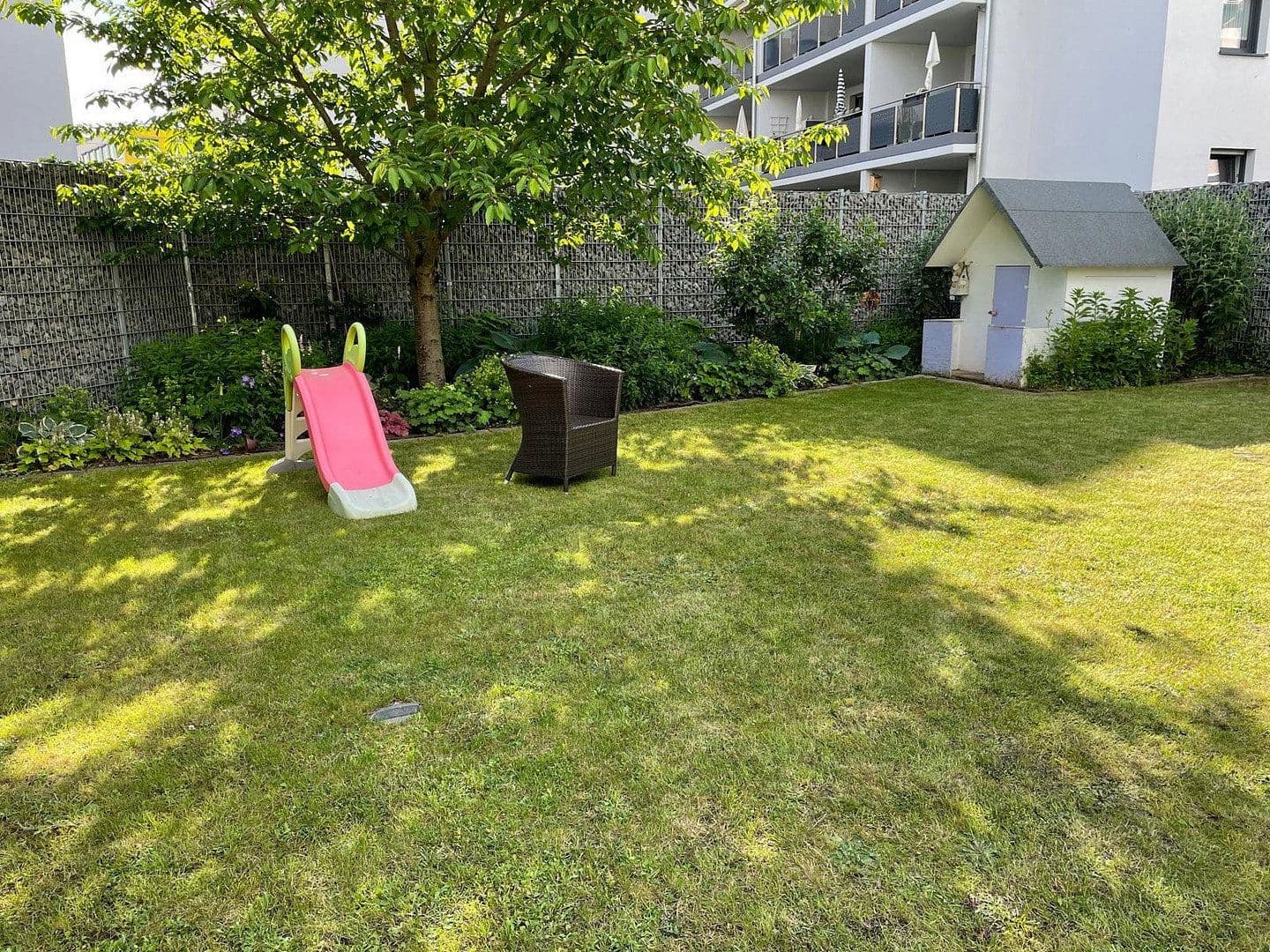 Predaj domu 183 m², pozemek 590 m², Obertshausen, Hesensko Predaj domu 183 m², pozemek 590 m², Obertshausen, Hesensko