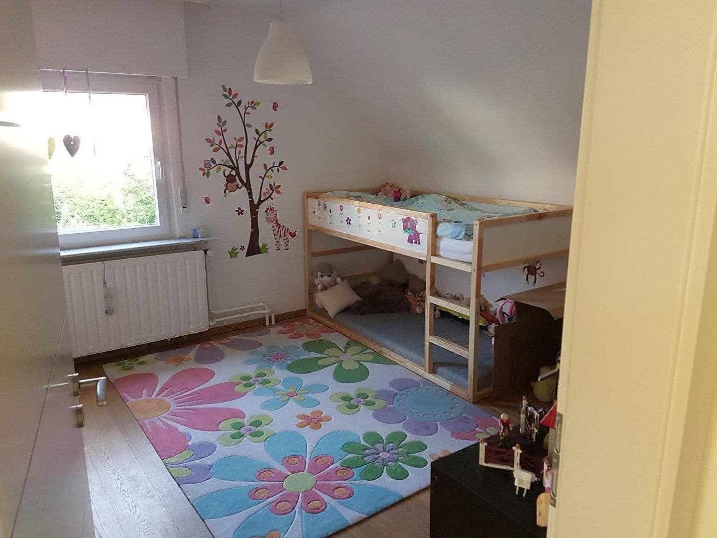 Predaj domu 183 m², pozemek 590 m², Obertshausen, Hesensko Predaj domu 183 m², pozemek 590 m², Obertshausen, Hesensko