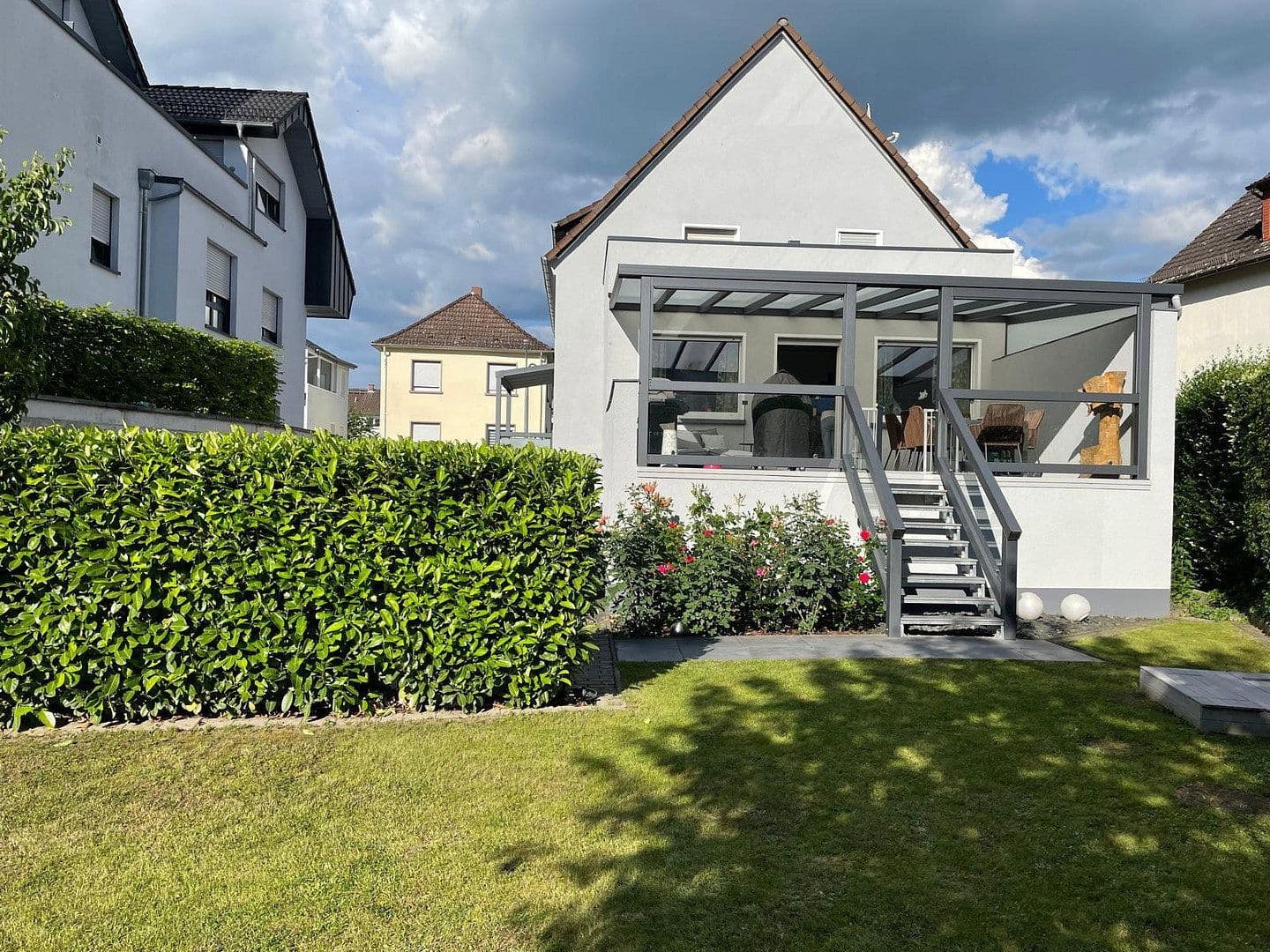 Predaj domu 183 m², pozemek 590 m², Obertshausen, Hesensko Predaj domu 183 m², pozemek 590 m², Obertshausen, Hesensko