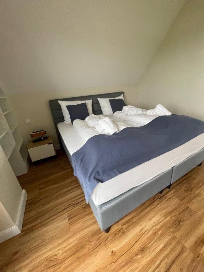 Predaj domu 117 m², pozemek 1.208 m², Dranske, Meklenbursko-Predpomoransko Predaj domu 117 m², pozemek 1.208 m², Dranske, Meklenbursko-Predpomoransko