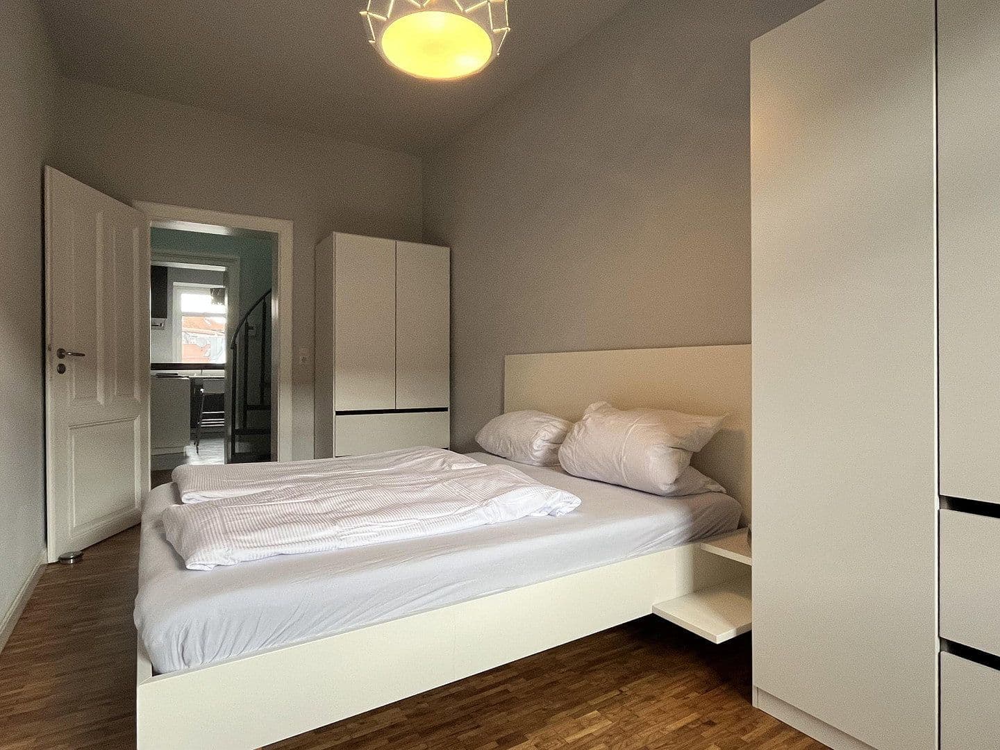 Prenájom bytu 2-izbový 65 m², Nordendstrasse 18, Frankfurt am Main, Hesensko Prenájom bytu 2-izbový 65 m², Nordendstrasse 18, Frankfurt am Main, Hesensko
