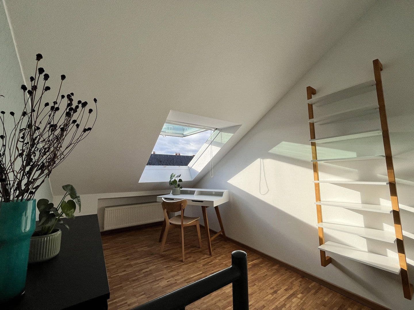 Prenájom bytu 2-izbový 65 m², Nordendstrasse 18, Frankfurt am Main, Hesensko Prenájom bytu 2-izbový 65 m², Nordendstrasse 18, Frankfurt am Main, Hesensko
