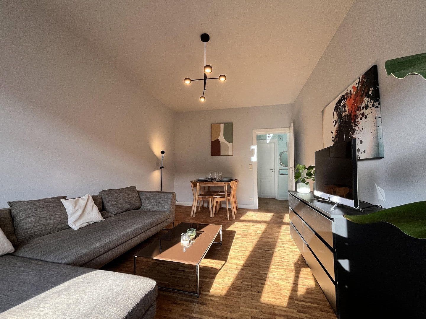 Prenájom bytu 2-izbový 65 m², Nordendstrasse 18, Frankfurt am Main, Hesensko Prenájom bytu 2-izbový 65 m², Nordendstrasse 18, Frankfurt am Main, Hesensko