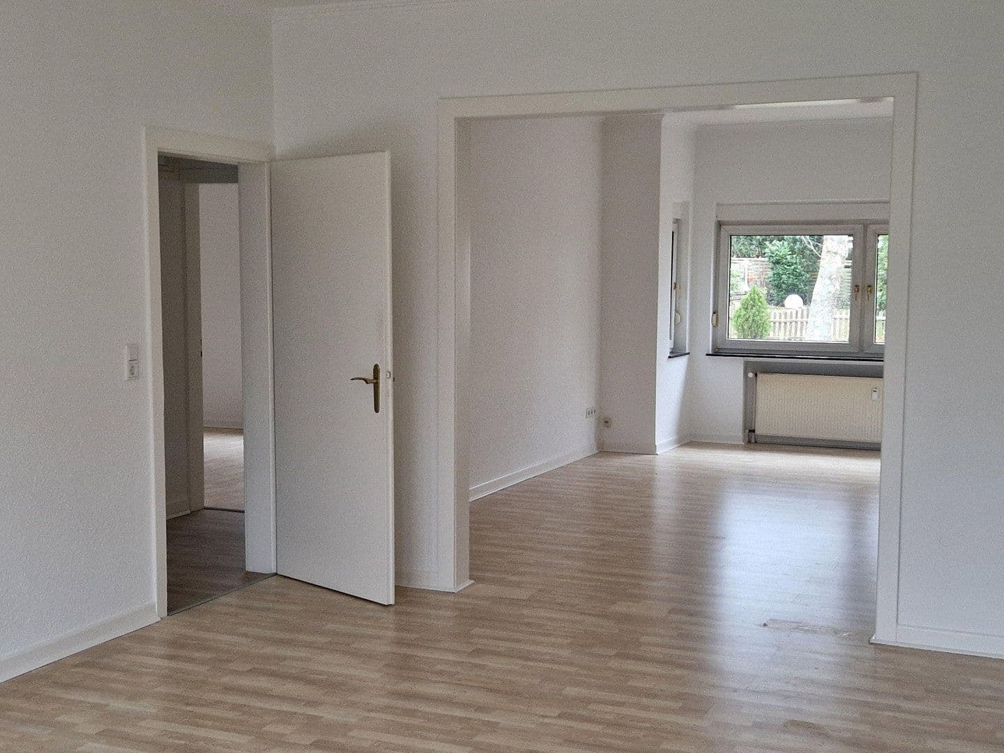 Prenájom bytu 2-izbový 92 m², Volkhausenstraße 21, Bad Salzuflen, Severné Porýnie - Westfálsko Prenájom bytu 2-izbový 92 m², Volkhausenstraße 21, Bad Salzuflen, Severné Porýnie - Westfálsko