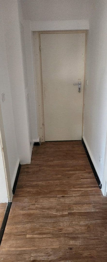 Prenájom bytu 6-izbový 135 m², Erlangen, Bavorsko Prenájom bytu 6-izbový 135 m², Erlangen, Bavorsko
