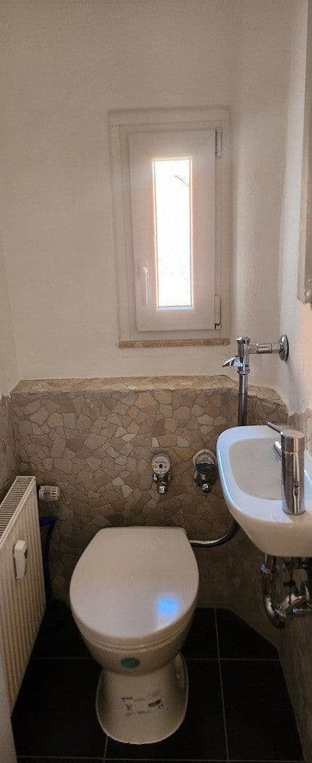 Prenájom bytu 6-izbový 135 m², Erlangen, Bavorsko Prenájom bytu 6-izbový 135 m², Erlangen, Bavorsko