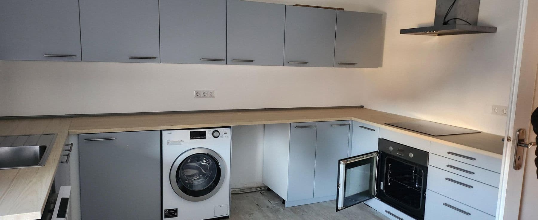 Prenájom bytu 6-izbový 135 m², Erlangen, Bavorsko Prenájom bytu 6-izbový 135 m², Erlangen, Bavorsko