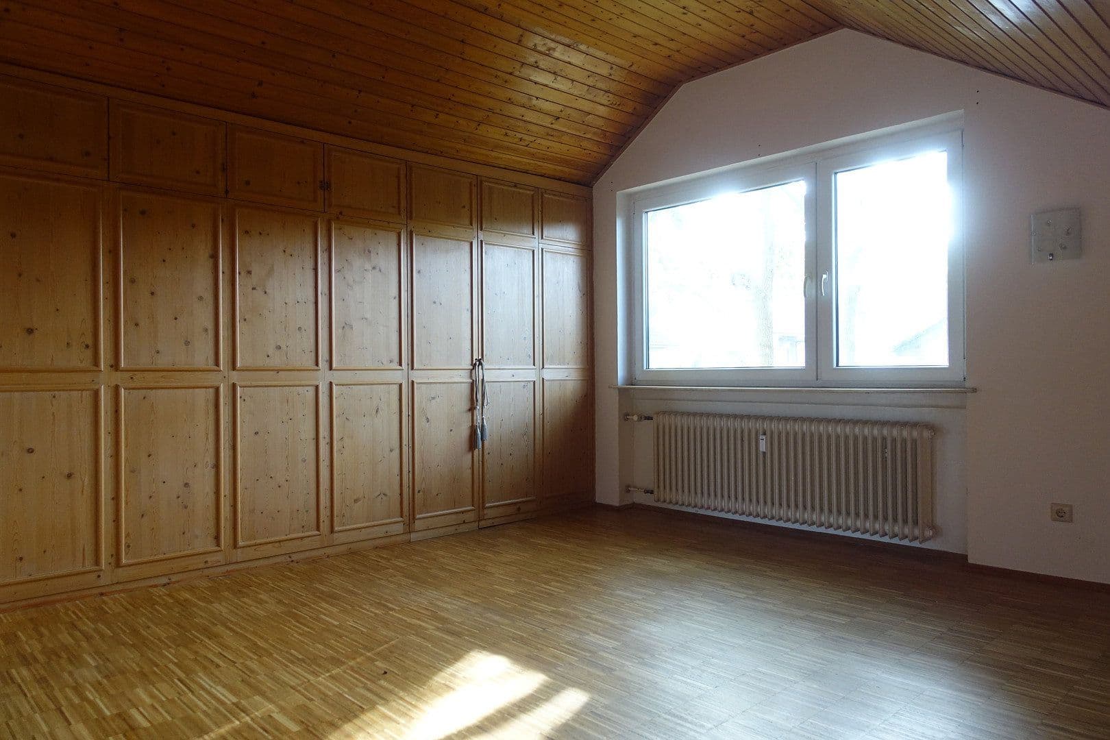 Predaj domu 190 m², pozemek 854 m², Kiefernweg 1, Idstein, Hesensko Predaj domu 190 m², pozemek 854 m², Kiefernweg 1, Idstein, Hesensko