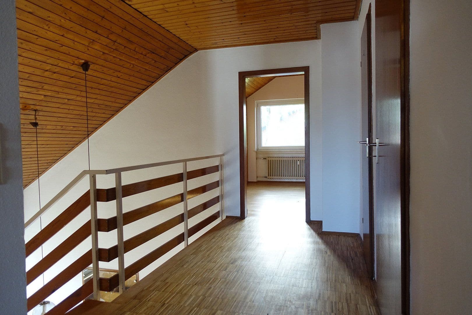 Predaj domu 190 m², pozemek 854 m², Kiefernweg 1, Idstein, Hesensko Predaj domu 190 m², pozemek 854 m², Kiefernweg 1, Idstein, Hesensko