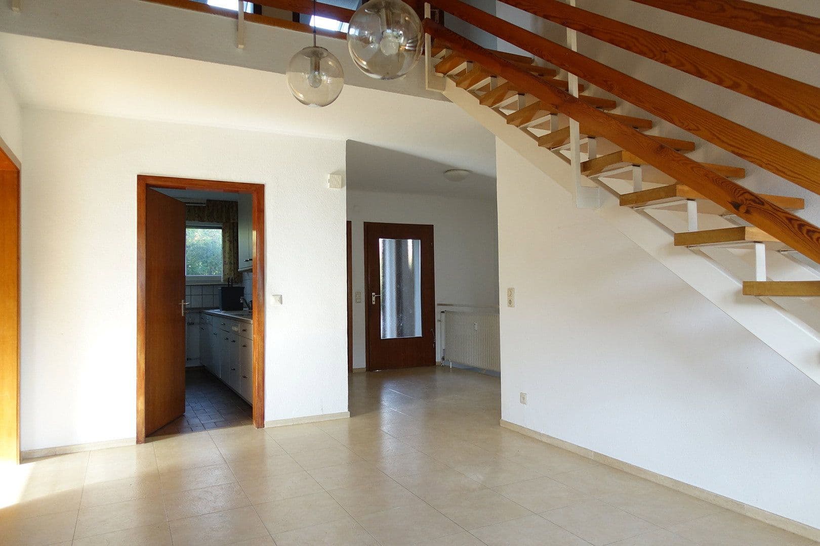 Predaj domu 190 m², pozemek 854 m², Kiefernweg 1, Idstein, Hesensko Predaj domu 190 m², pozemek 854 m², Kiefernweg 1, Idstein, Hesensko