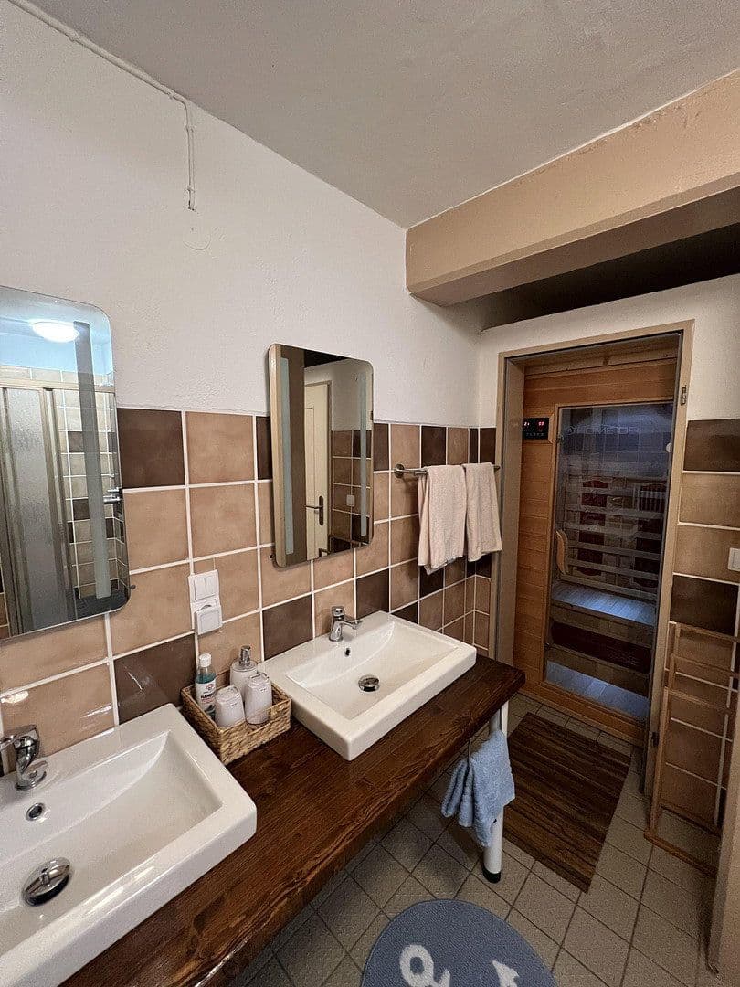 Predaj domu 615 m², pozemek 6.906 m², Lehe, Šlezvicko-Holštajnsko Predaj domu 615 m², pozemek 6.906 m², Lehe, Šlezvicko-Holštajnsko