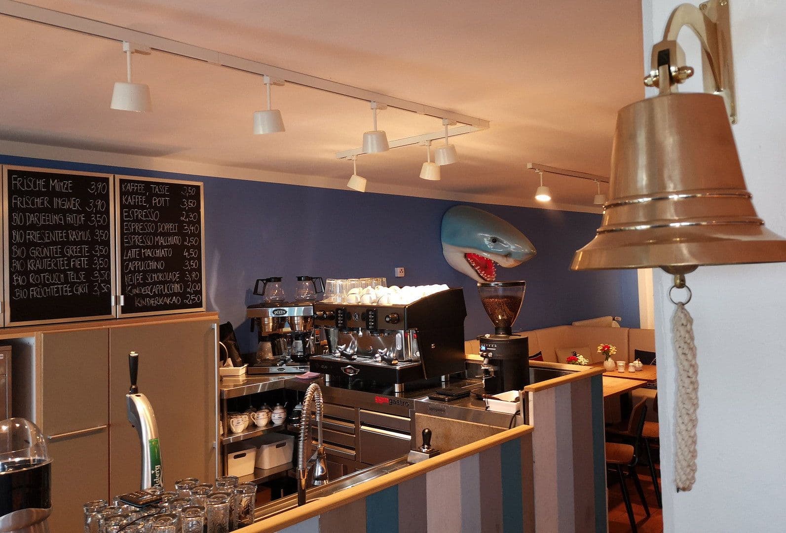 Predaj domu 615 m², pozemek 6.906 m², Lehe, Šlezvicko-Holštajnsko Predaj domu 615 m², pozemek 6.906 m², Lehe, Šlezvicko-Holštajnsko