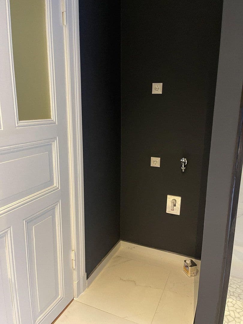 Prenájom bytu 2-izbový 83 m², Holtenauer Strasse 240, Kiel, Šlezvicko-Holštajnsko Prenájom bytu 2-izbový 83 m², Holtenauer Strasse 240, Kiel, Šlezvicko-Holštajnsko