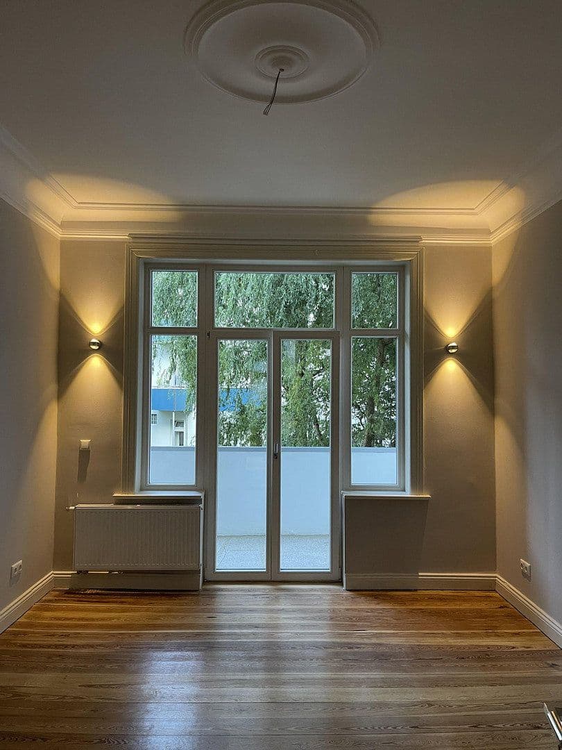 Prenájom bytu 2-izbový 83 m², Holtenauer Strasse 240, Kiel, Šlezvicko-Holštajnsko Prenájom bytu 2-izbový 83 m², Holtenauer Strasse 240, Kiel, Šlezvicko-Holštajnsko