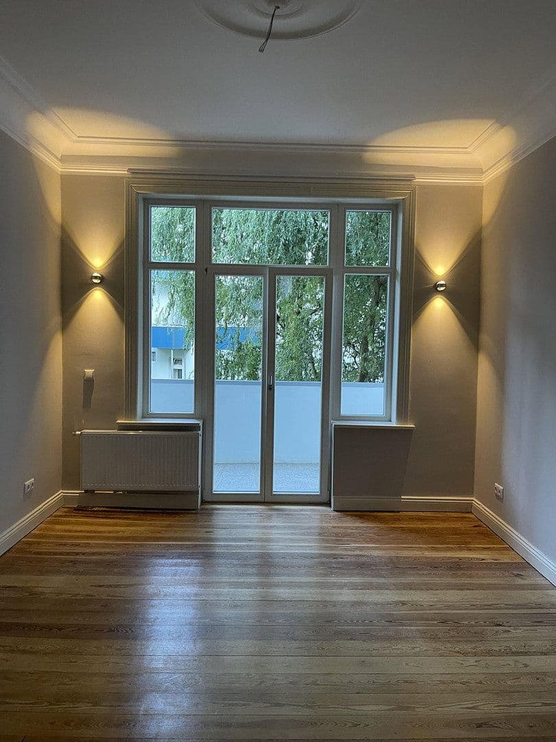 Prenájom bytu 2-izbový 83 m², Holtenauer Strasse 240, Kiel, Šlezvicko-Holštajnsko Prenájom bytu 2-izbový 83 m², Holtenauer Strasse 240, Kiel, Šlezvicko-Holštajnsko