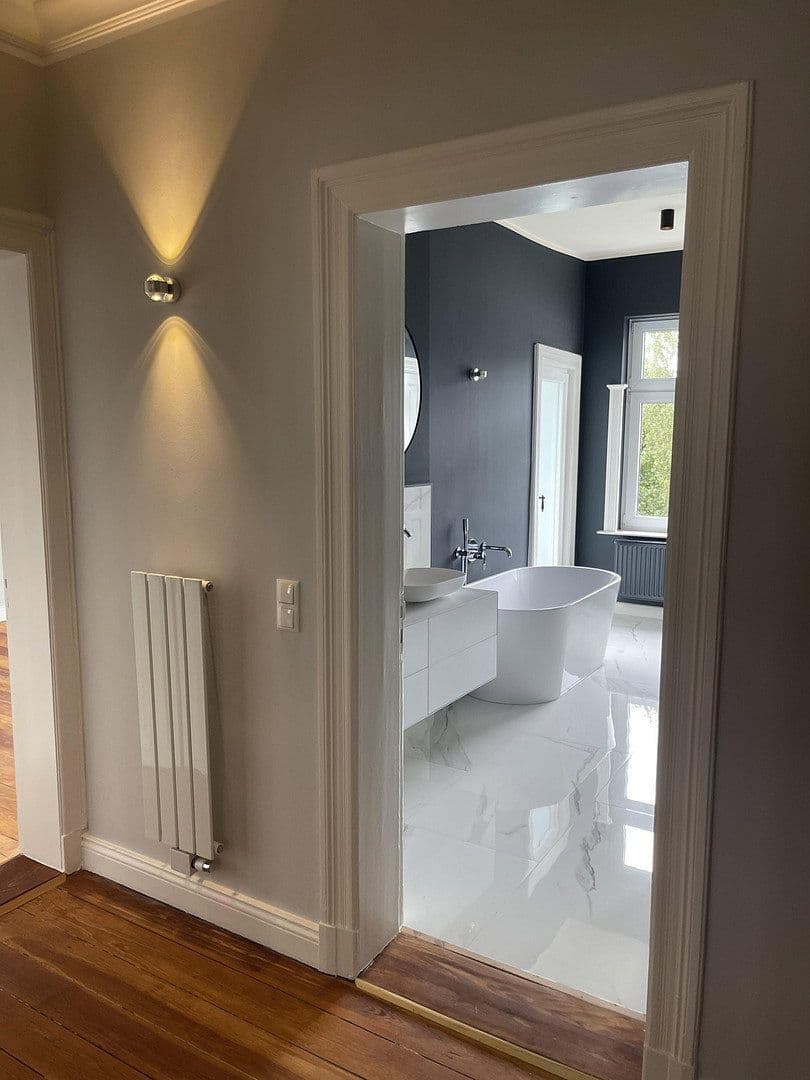 Prenájom bytu 2-izbový 83 m², Holtenauer Strasse 240, Kiel, Šlezvicko-Holštajnsko Prenájom bytu 2-izbový 83 m², Holtenauer Strasse 240, Kiel, Šlezvicko-Holštajnsko