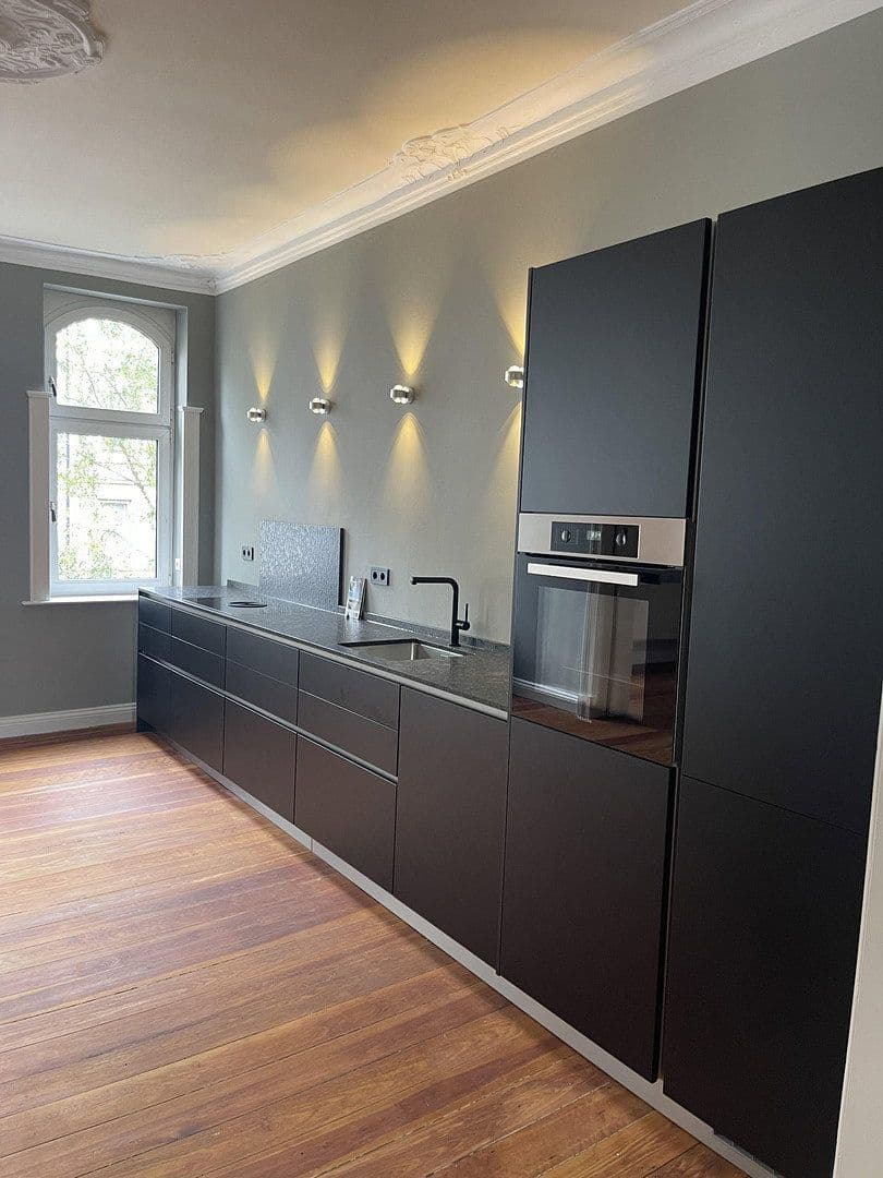 Prenájom bytu 2-izbový 83 m², Holtenauer Strasse 240, Kiel, Šlezvicko-Holštajnsko Prenájom bytu 2-izbový 83 m², Holtenauer Strasse 240, Kiel, Šlezvicko-Holštajnsko