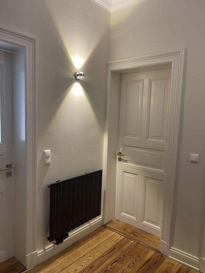Prenájom bytu 2-izbový 83 m², Holtenauer Strasse 240, Kiel, Šlezvicko-Holštajnsko Prenájom bytu 2-izbový 83 m², Holtenauer Strasse 240, Kiel, Šlezvicko-Holštajnsko