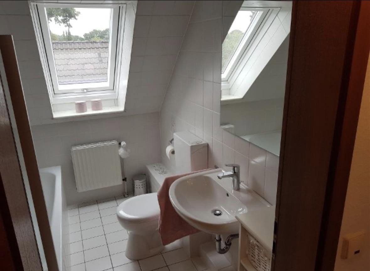 Prenájom bytu 2-izbový 54 m², Delmenhorst, Dolné Sasko Prenájom bytu 2-izbový 54 m², Delmenhorst, Dolné Sasko