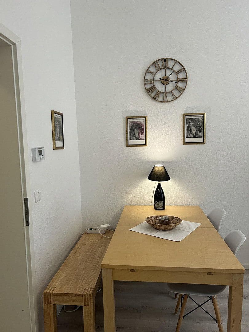 Prenájom bytu 2-izbový 60 m², Wiesbaden, Hesensko Prenájom bytu 2-izbový 60 m², Wiesbaden, Hesensko