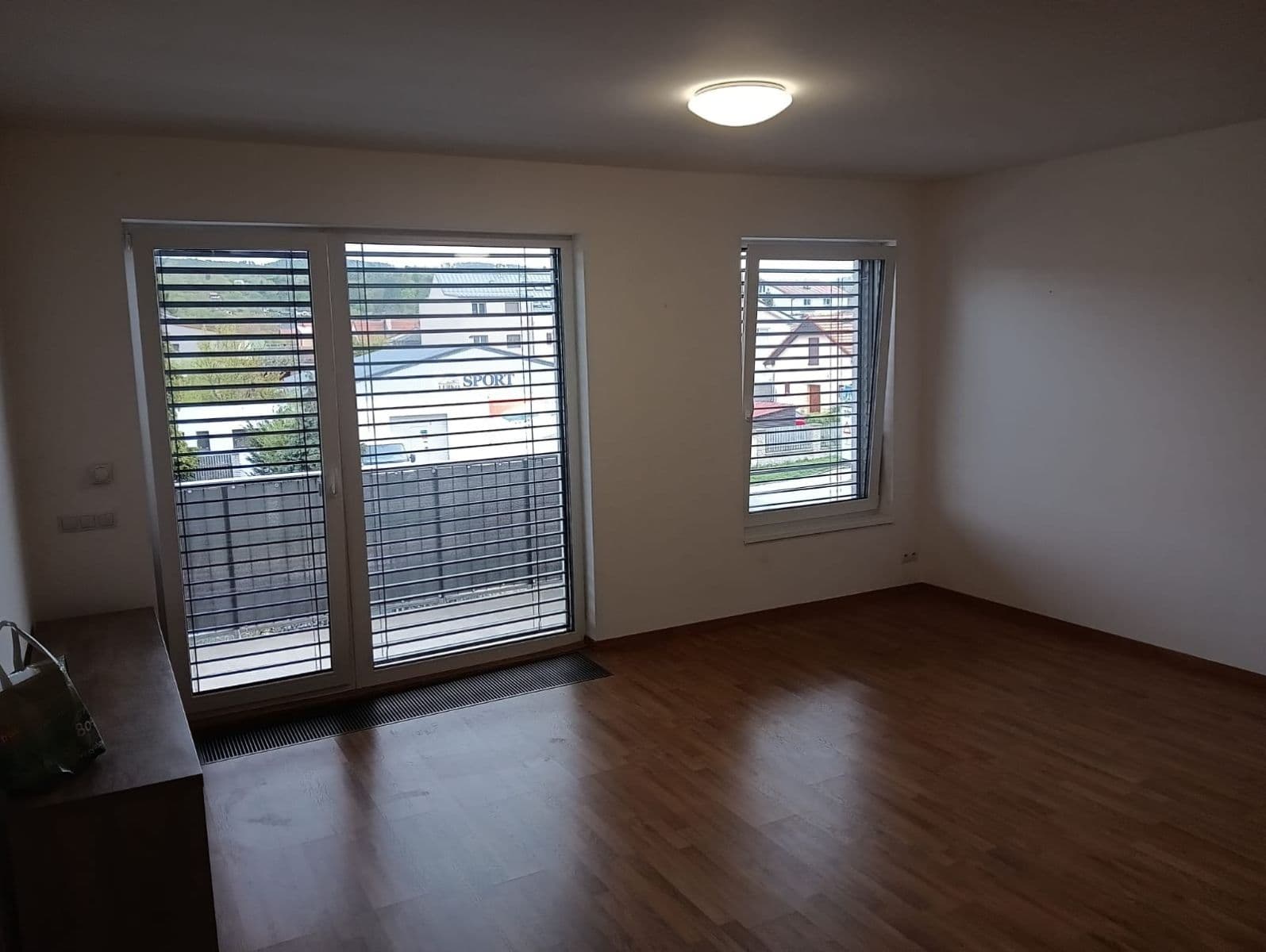 Prenájom bytu 2-izbový 60 m², Černošická, Praha, Praha Prenájom bytu 2-izbový 60 m², Černošická, Praha, Praha