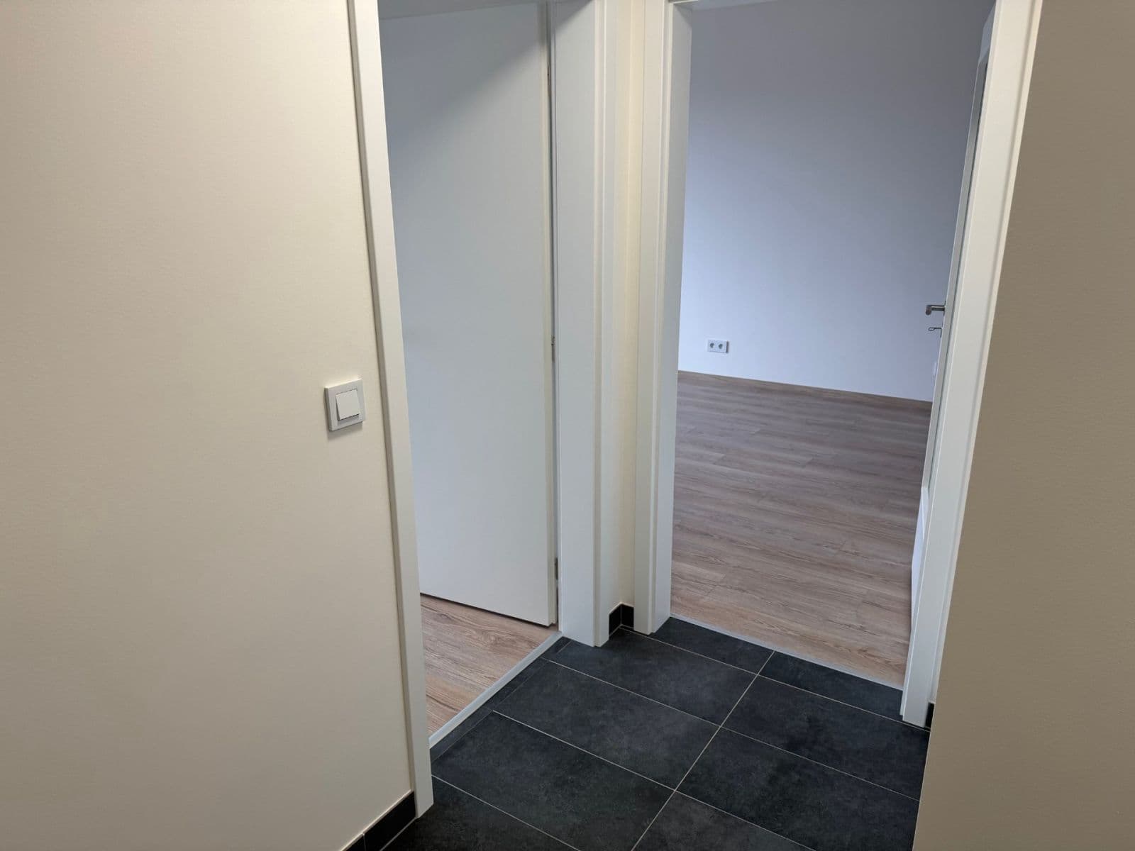 Predaj bytu 2-izbový 45 m², Strančická, Praha, Praha Predaj bytu 2-izbový 45 m², Strančická, Praha, Praha