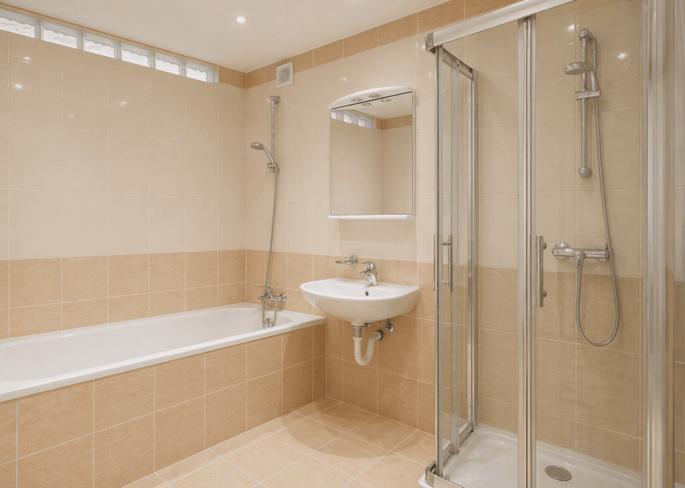 Prenájom bytu 4-izbový 90 m², Milevská, Praha, Praha Prenájom bytu 4-izbový 90 m², Milevská, Praha, Praha