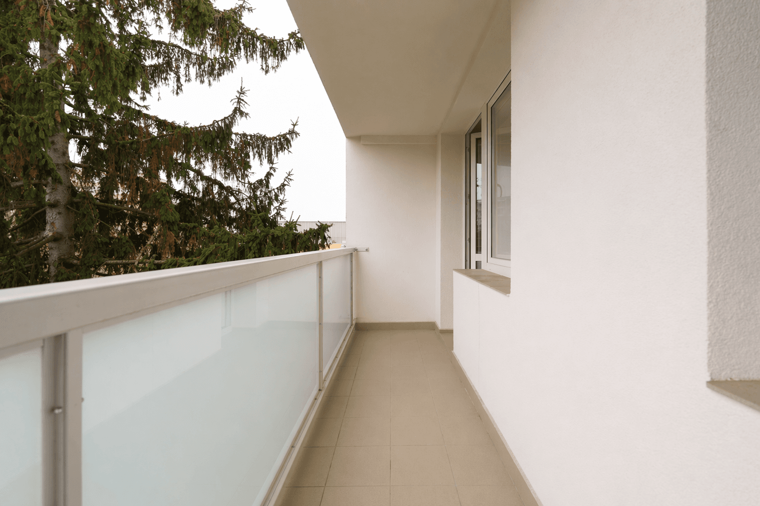 Prenájom bytu 4-izbový 90 m², Milevská, Praha, Praha Prenájom bytu 4-izbový 90 m², Milevská, Praha, Praha
