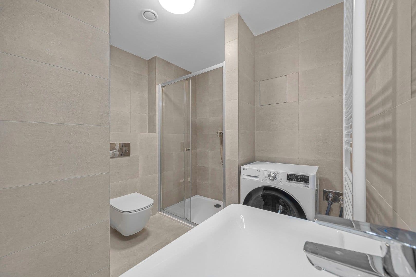 Prenájom bytu 1-izbový 34 m², Hodkovická, Praha, Praha Prenájom bytu 1-izbový 34 m², Hodkovická, Praha, Praha