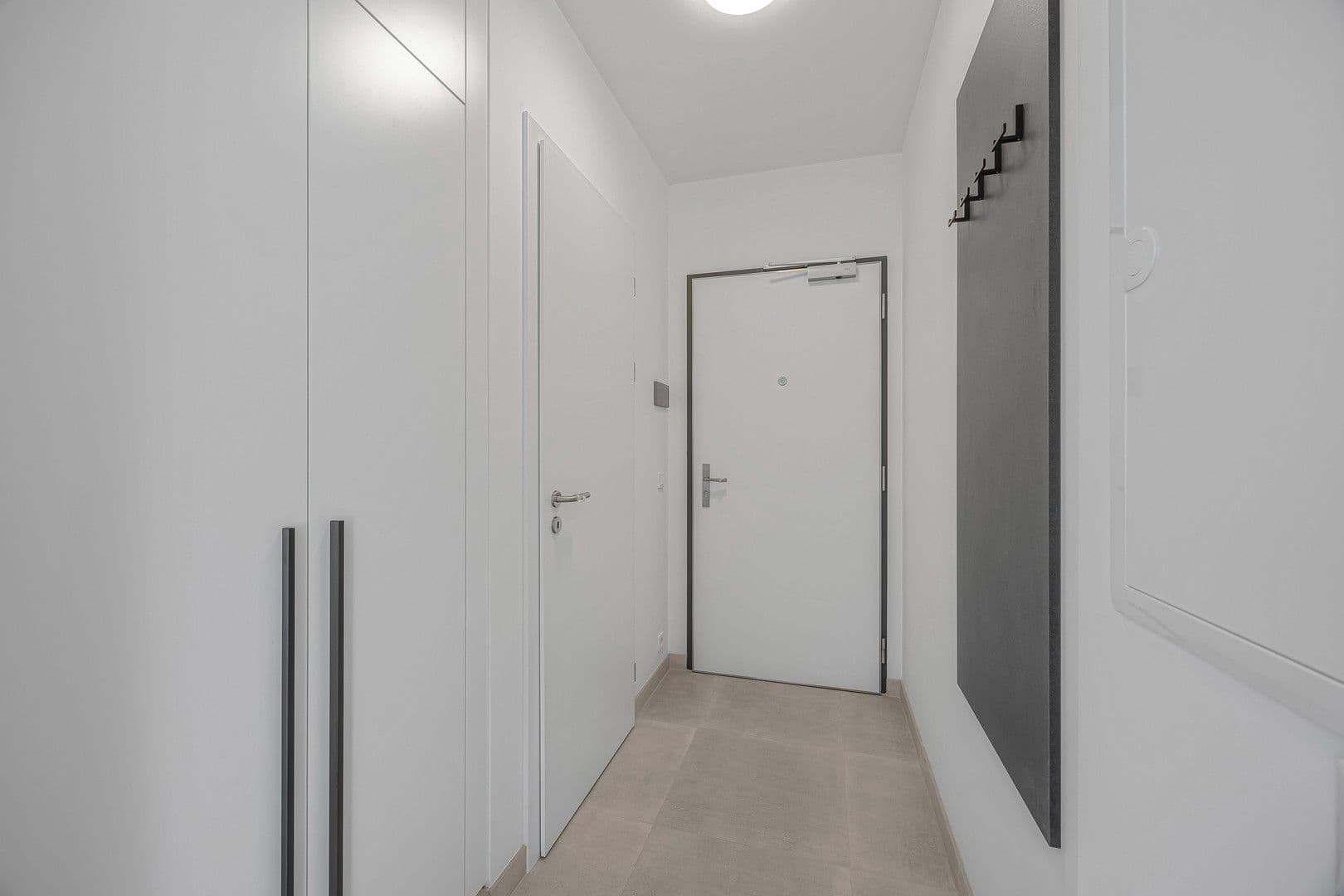 Prenájom bytu 1-izbový 34 m², Hodkovická, Praha, Praha Prenájom bytu 1-izbový 34 m², Hodkovická, Praha, Praha