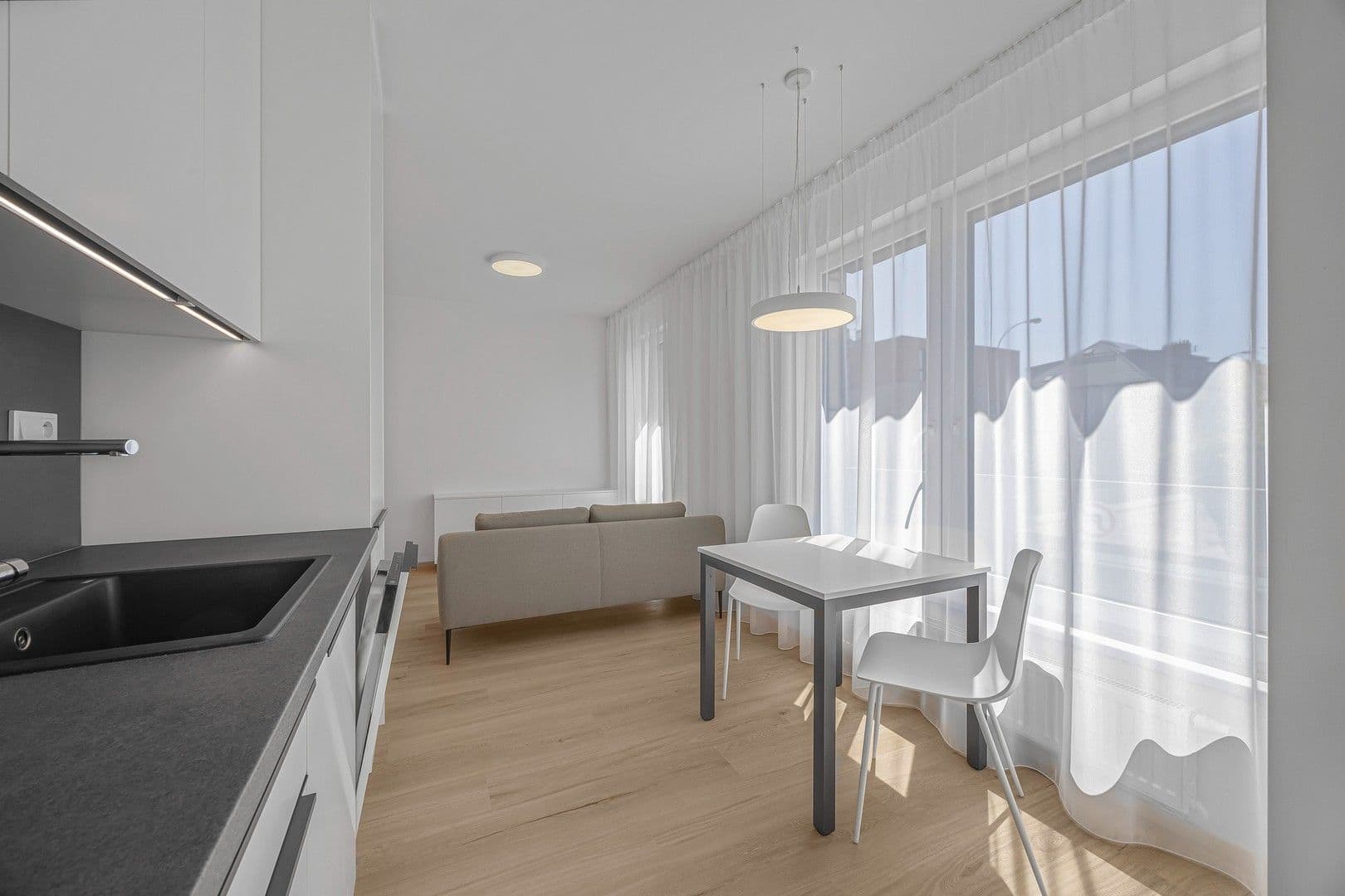 Prenájom bytu 1-izbový 34 m², Hodkovická, Praha, Praha Prenájom bytu 1-izbový 34 m², Hodkovická, Praha, Praha