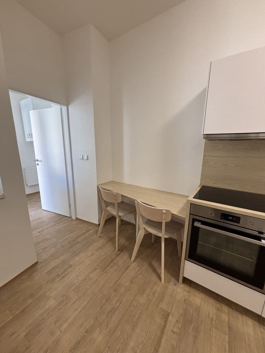 Prenájom bytu 2-izbový 65 m², Rumiště, Brno, Jihomoravský kraj Prenájom bytu 2-izbový 65 m², Rumiště, Brno, Jihomoravský kraj