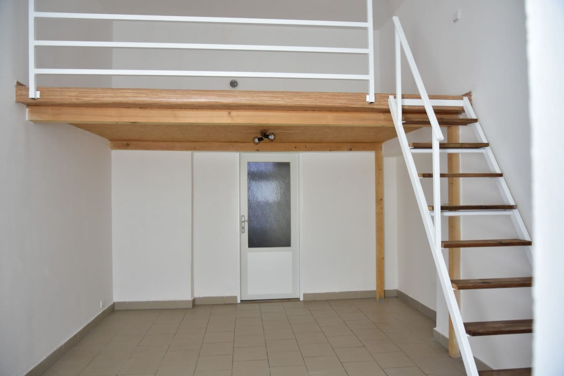 Prenájom bytu 1-izbový 34 m², Körnerova, Brno, Jihomoravský kraj Prenájom bytu 1-izbový 34 m², Körnerova, Brno, Jihomoravský kraj