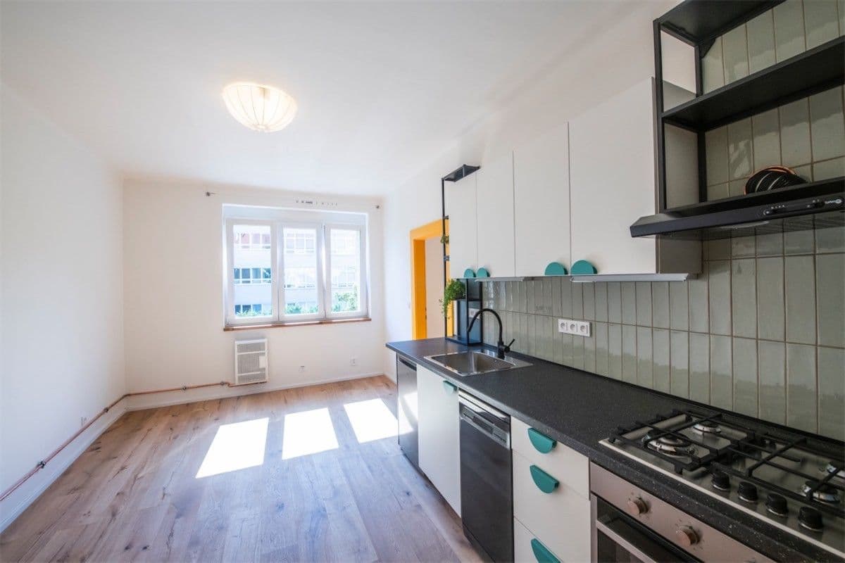 Prenájom bytu 2-izbový 57 m², Zákostelní, Praha, Praha Prenájom bytu 2-izbový 57 m², Zákostelní, Praha, Praha