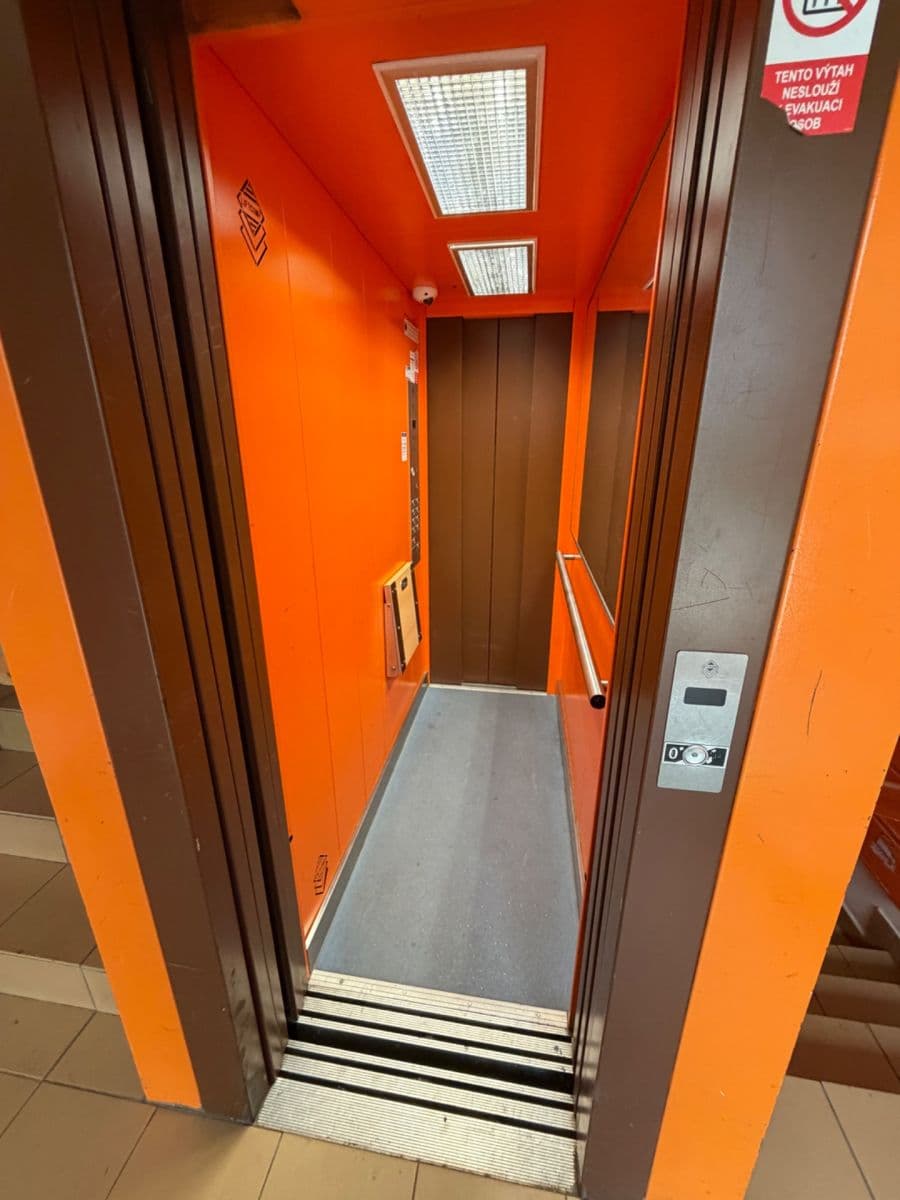Predaj bytu 1-izbový 30 m², U Parku, Ostrava, Moravskoslezský kraj Predaj bytu 1-izbový 30 m², U Parku, Ostrava, Moravskoslezský kraj
