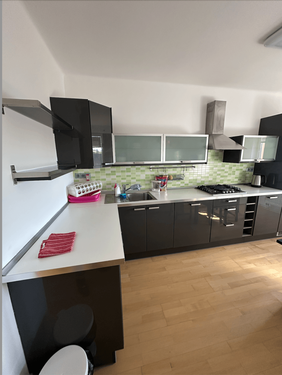 Prenájom bytu 2-izbový 60 m², Nad Šutkou, Praha, Praha Prenájom bytu 2-izbový 60 m², Nad Šutkou, Praha, Praha