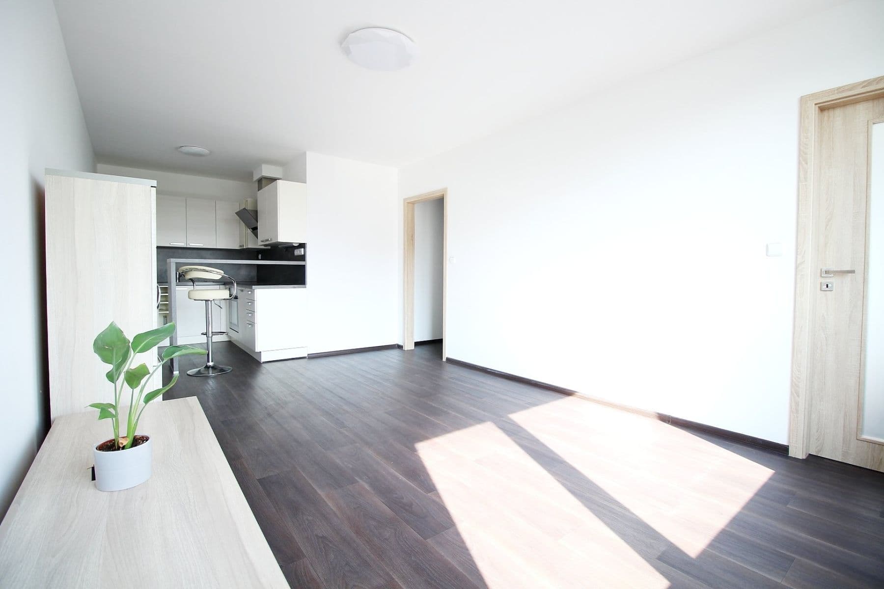 Prenájom bytu 2-izbový 49 m², Za Parkem, Dobřichovice, Středočeský kraj Prenájom bytu 2-izbový 49 m², Za Parkem, Dobřichovice, Středočeský kraj