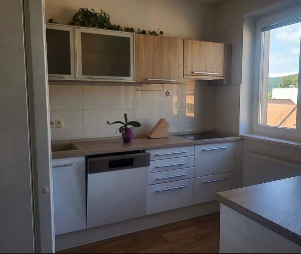 Prenájom bytu 3-izbový 75 m², Královopolská, Brno, Jihomoravský kraj Prenájom bytu 3-izbový 75 m², Královopolská, Brno, Jihomoravský kraj