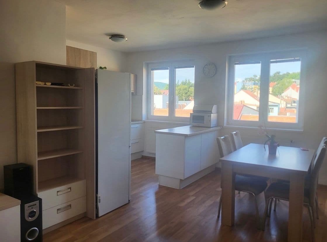 Prenájom bytu 3-izbový 75 m², Královopolská, Brno, Jihomoravský kraj Prenájom bytu 3-izbový 75 m², Královopolská, Brno, Jihomoravský kraj