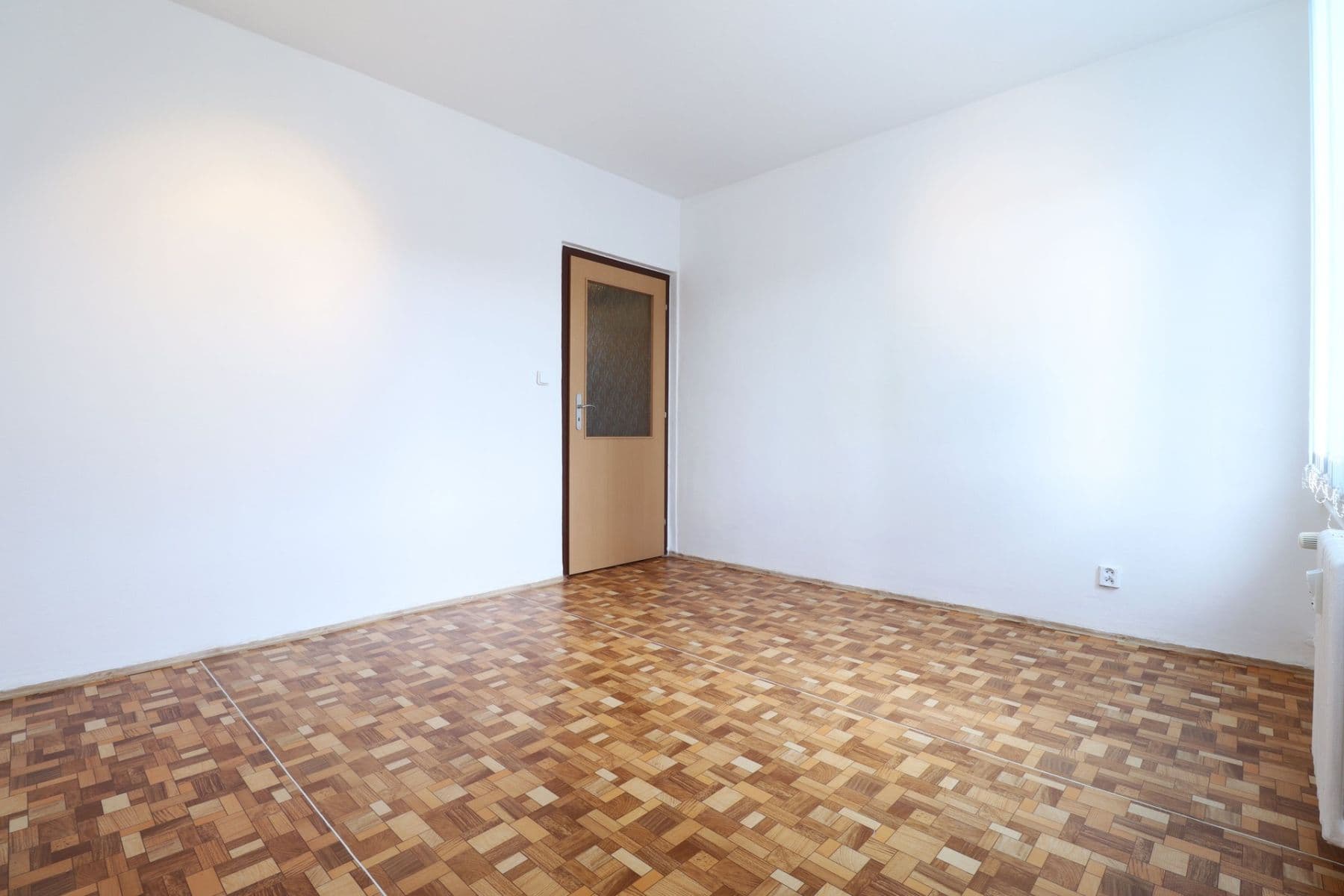Prenájom bytu 3-izbový 66 m², Křivoklátská, Praha, Praha Prenájom bytu 3-izbový 66 m², Křivoklátská, Praha, Praha