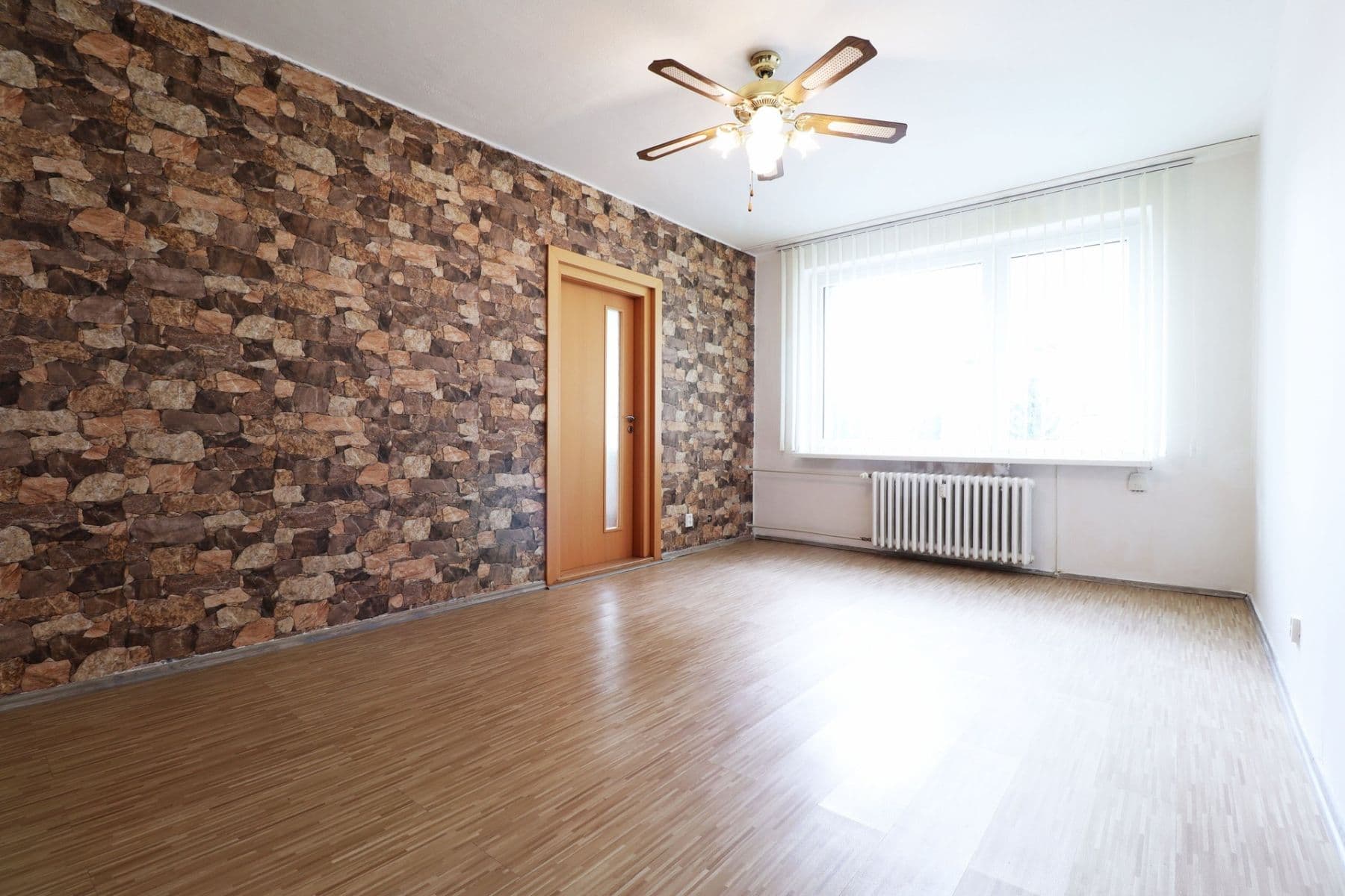 Prenájom bytu 3-izbový 66 m², Křivoklátská, Praha, Praha Prenájom bytu 3-izbový 66 m², Křivoklátská, Praha, Praha