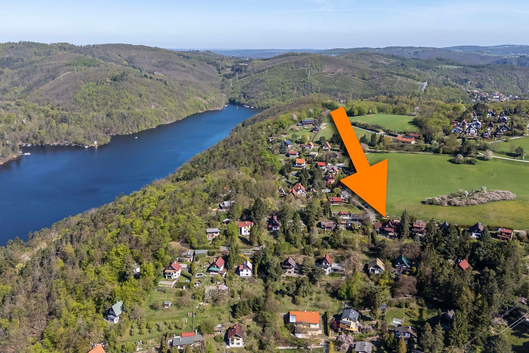 Predaj rekreačného objektu 126 m², pozemek 429 m², Rabyně, Středočeský kraj Predaj rekreačného objektu 126 m², pozemek 429 m², Rabyně, Středočeský kraj