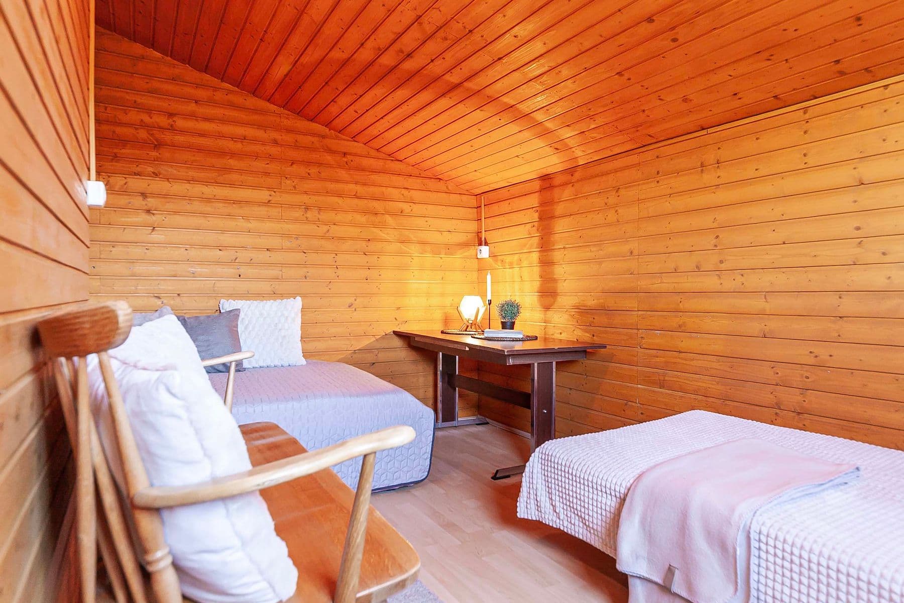 Predaj rekreačného objektu 126 m², pozemek 429 m², Rabyně, Středočeský kraj Predaj rekreačného objektu 126 m², pozemek 429 m², Rabyně, Středočeský kraj