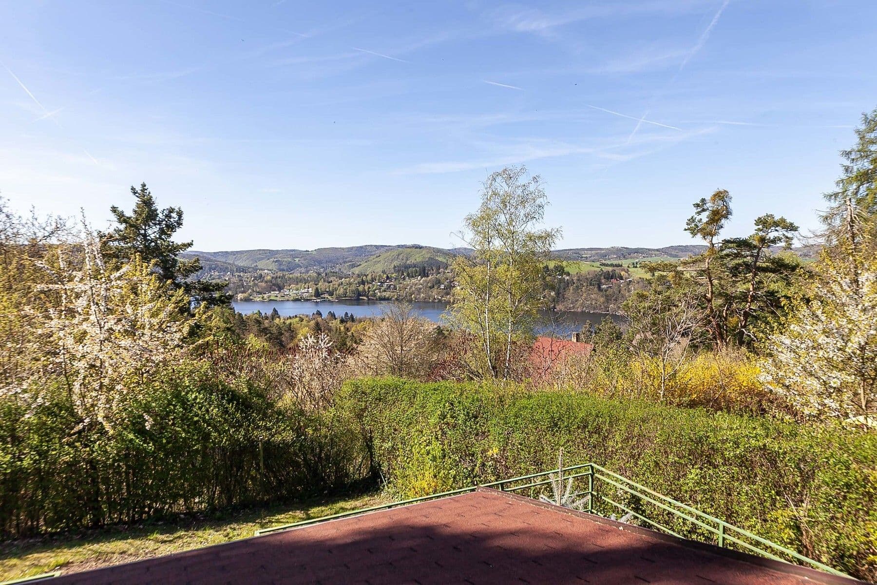 Predaj rekreačného objektu 126 m², pozemek 429 m², Rabyně, Středočeský kraj Predaj rekreačného objektu 126 m², pozemek 429 m², Rabyně, Středočeský kraj