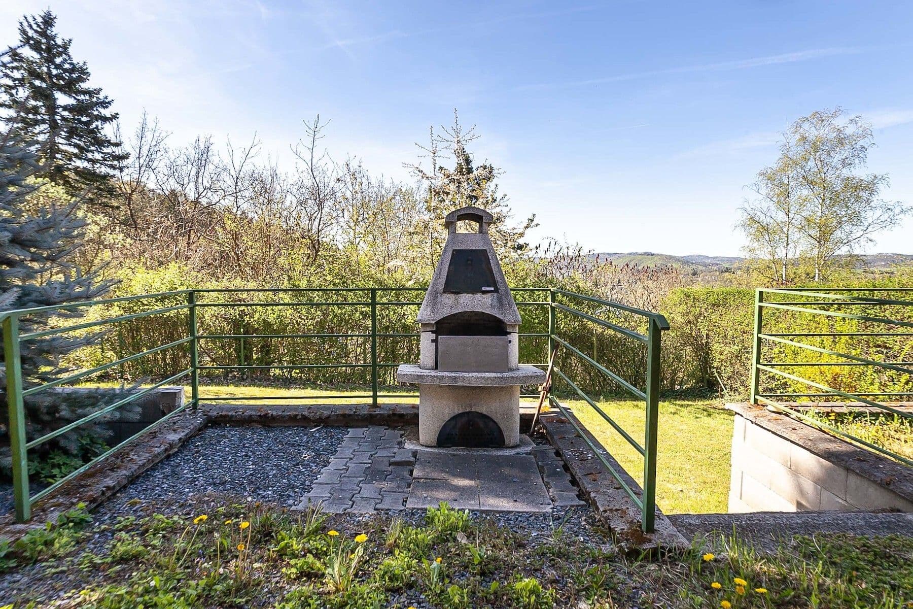 Predaj rekreačného objektu 126 m², pozemek 429 m², Rabyně, Středočeský kraj Predaj rekreačného objektu 126 m², pozemek 429 m², Rabyně, Středočeský kraj