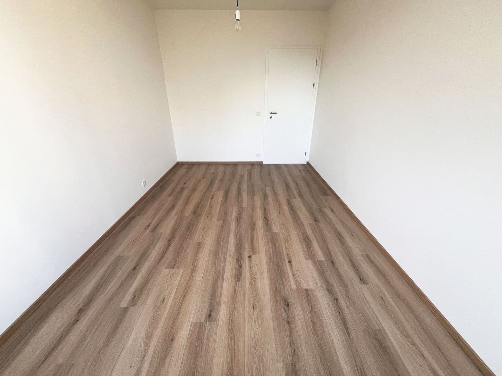 Prenájom bytu 3-izbový 72 m², Hodkovická, Praha, Praha Prenájom bytu 3-izbový 72 m², Hodkovická, Praha, Praha