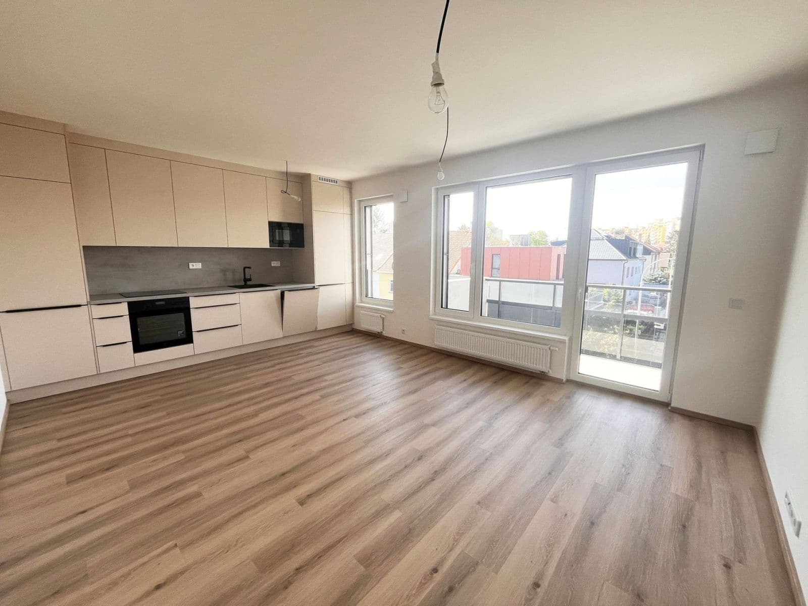 Prenájom bytu 3-izbový 72 m², Hodkovická, Praha, Praha Prenájom bytu 3-izbový 72 m², Hodkovická, Praha, Praha